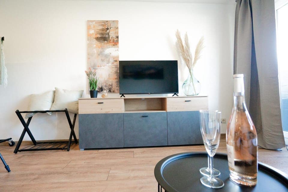 TV and multimedia, Living room, Seating area