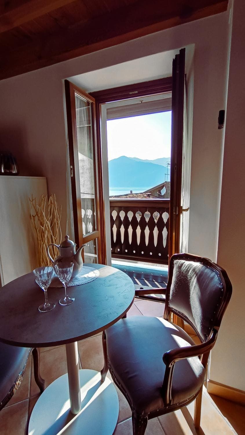 View (from property/room), Balcony/Terrace, Living room, Bedroom