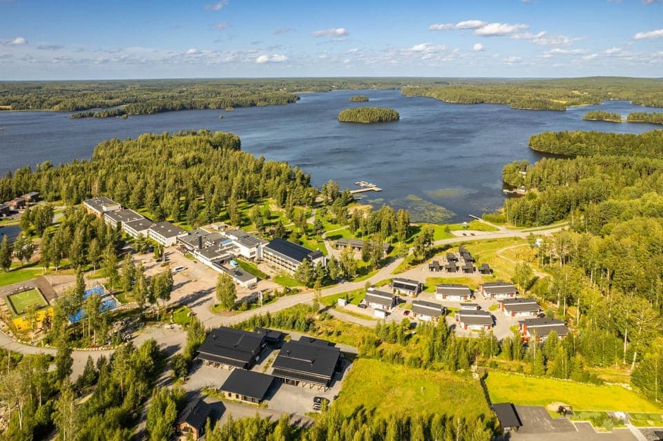 Natural landscape, Lake view, Location