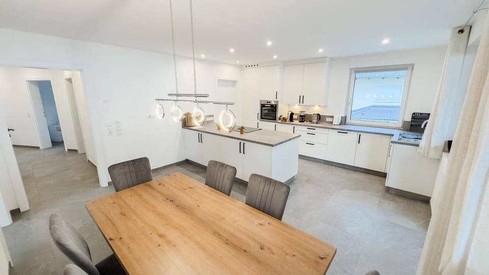 Kitchen or kitchenette, Living room