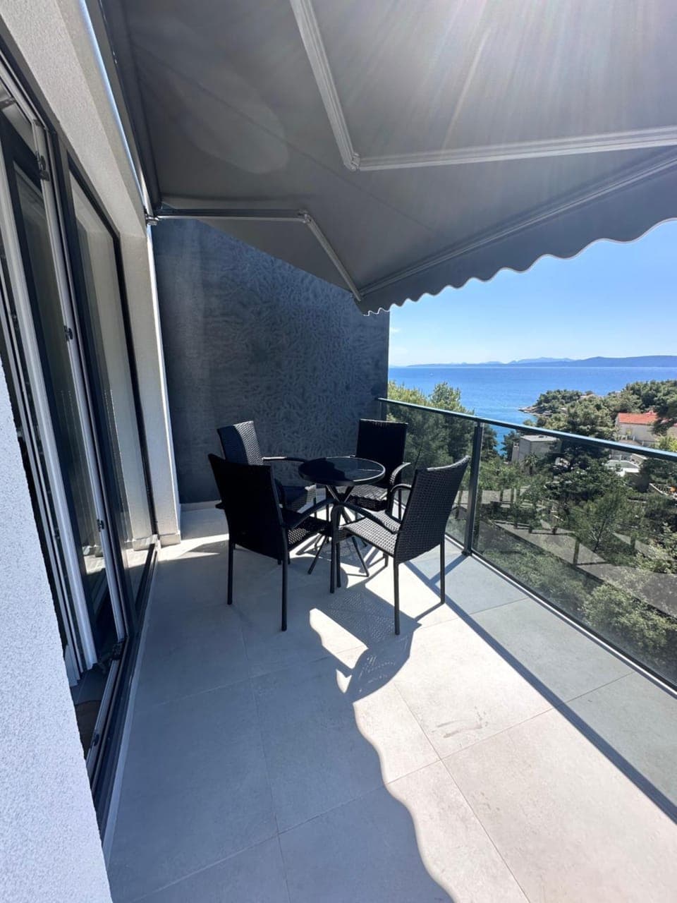 View (from property/room), View (from property/room), Balcony/Terrace, Seating area, Mountain view, Mountain view, Sea view, Sea view