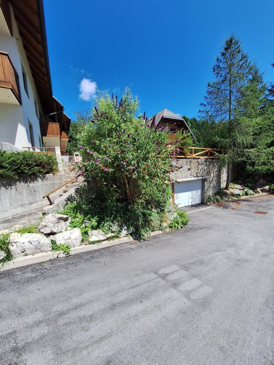 Property building, Parking