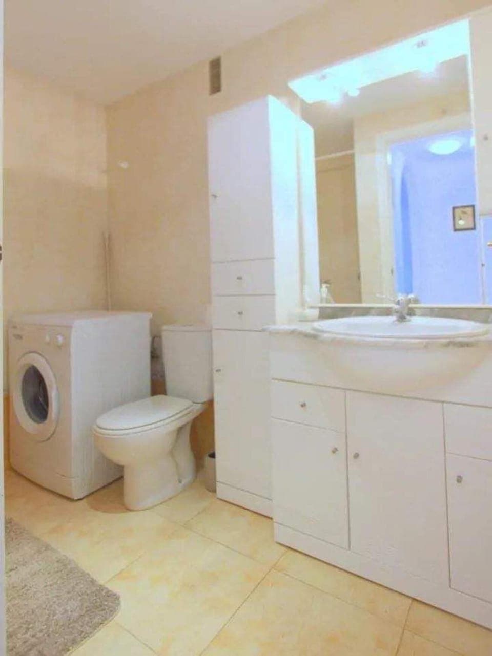 Bathroom, Living room