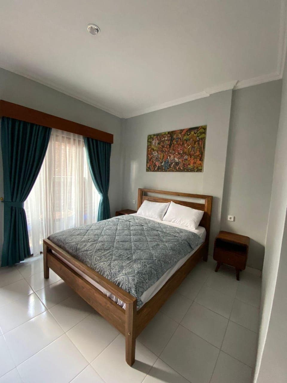 Bed, Photo of the whole room, Bedroom