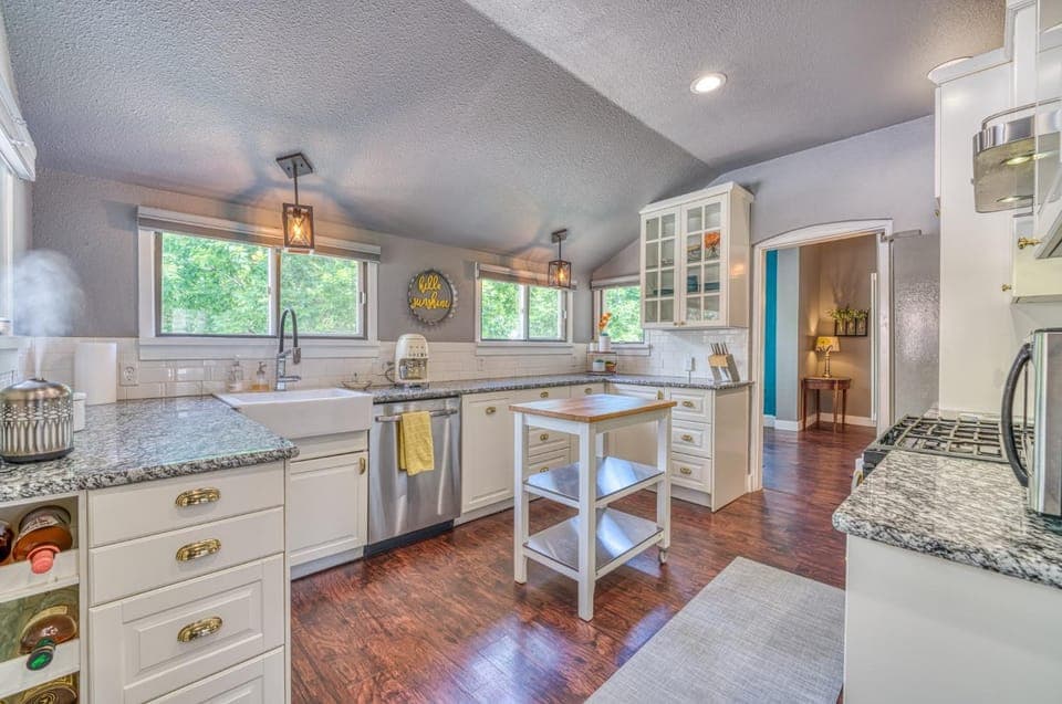 Walk to Dtwn: Colorful Cañon City Home w/ Grill! House in Canon City