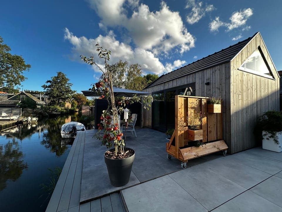 Property building, Natural landscape, Fishing, River view