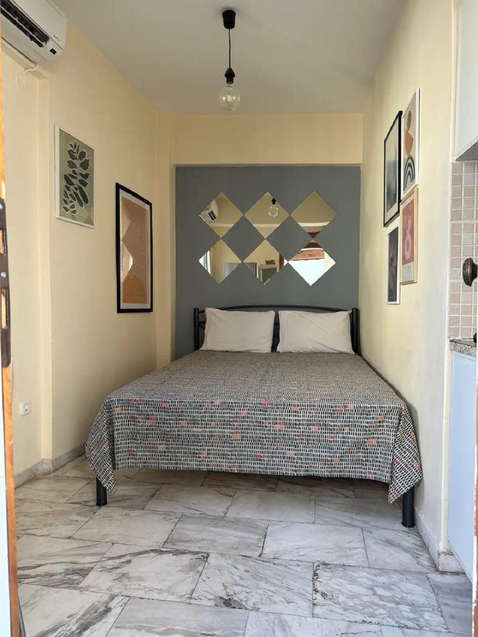 Bed, Decorative detail, Bedroom