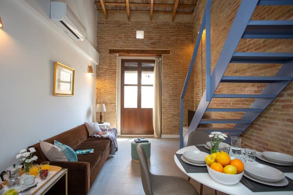 Living room, Seating area, Dining area