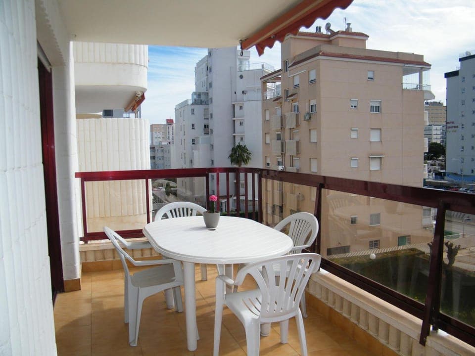 Apartamento familiar de 3 habitaciones en Gandía con piscina, cerca de playa y puerto - ES-314-26 Apartment in Safor