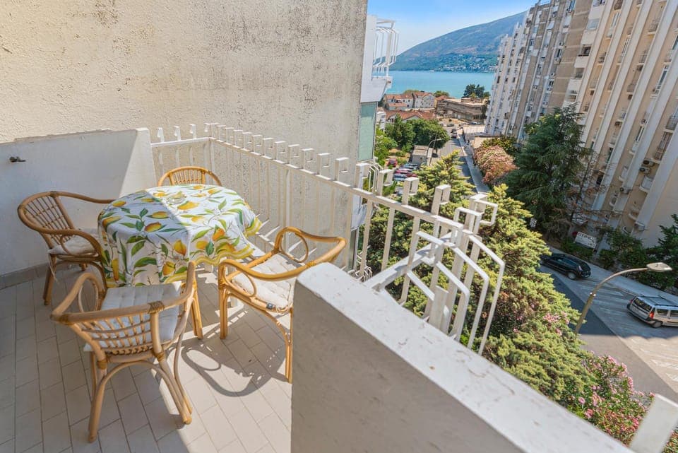 Balcony/Terrace, Balcony/Terrace