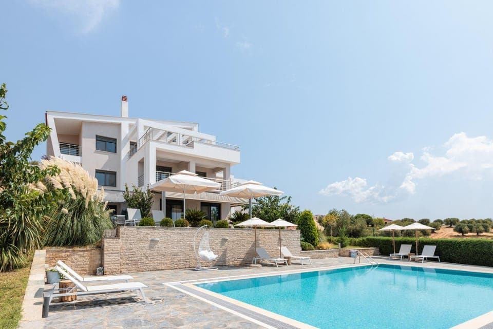 Property building, Pool view, Swimming pool