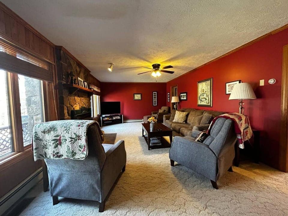 Almost Heaven-relax in nature House in Shenandoah Valley