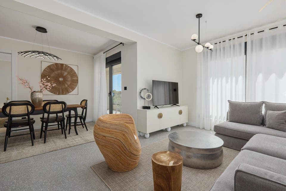 TV and multimedia, Living room, Seating area