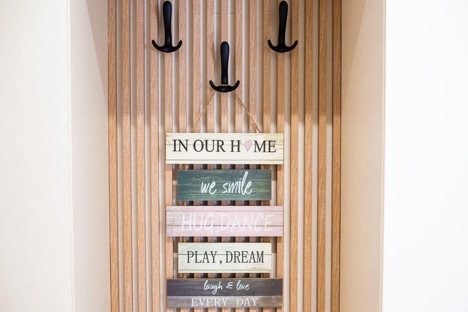 Staff, Decorative detail, furniture, wardrobe