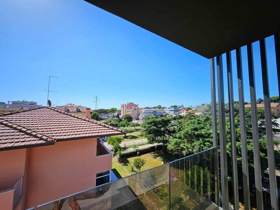 Property building, View (from property/room), Balcony/Terrace, City view