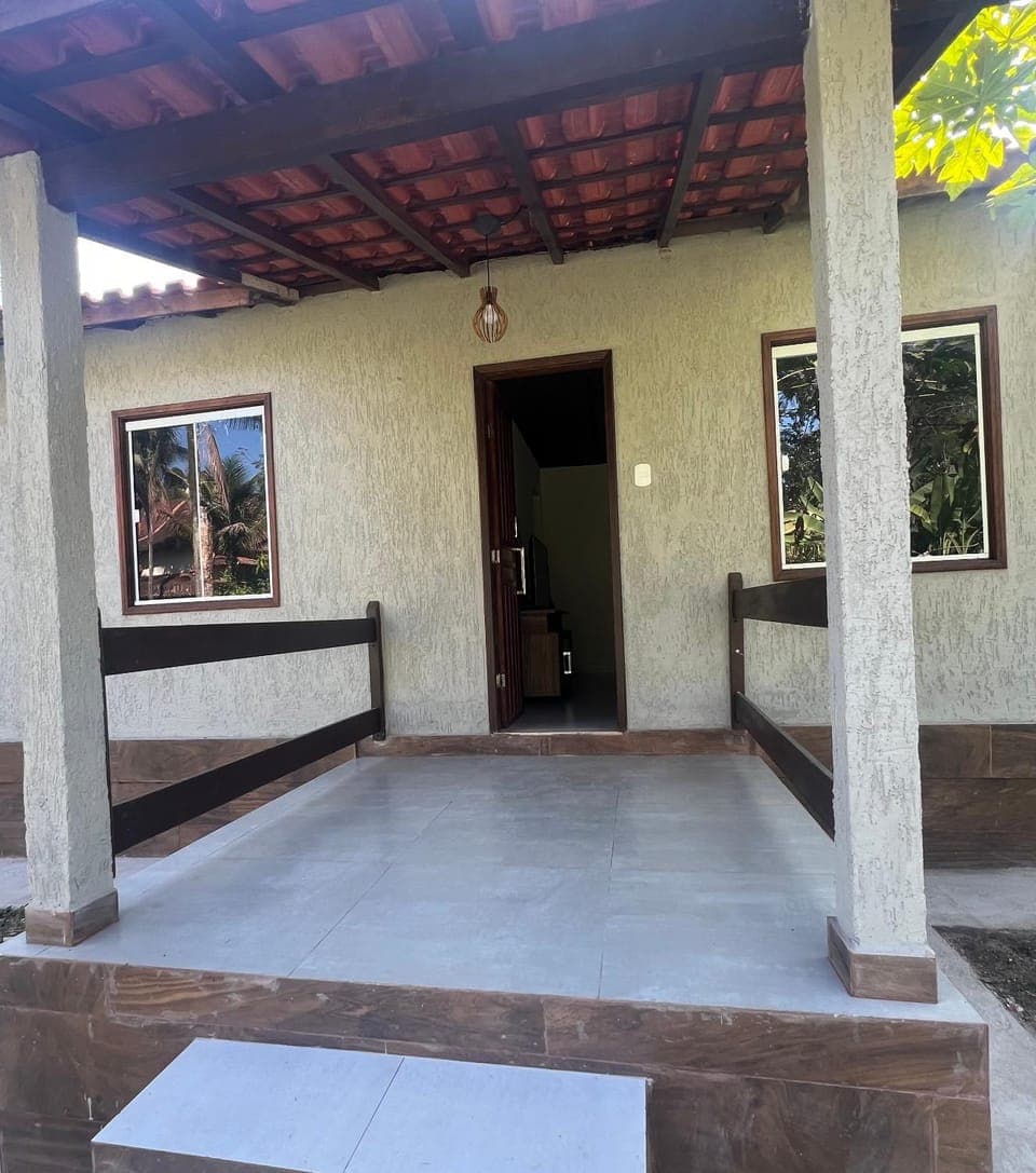 Facade/entrance, Day