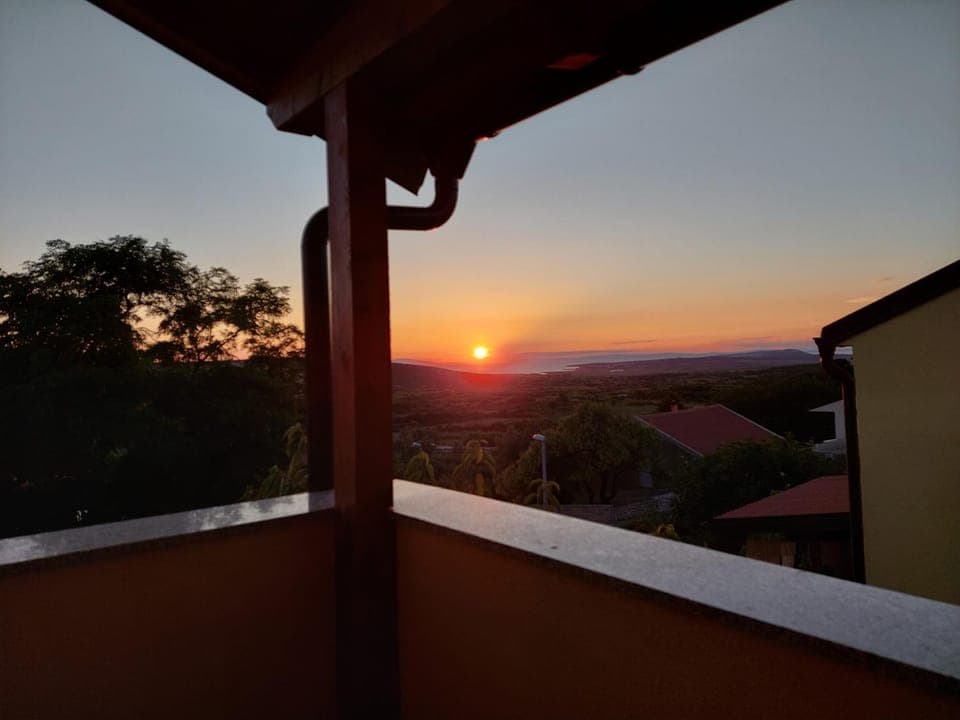 View (from property/room), Balcony/Terrace, Sunset