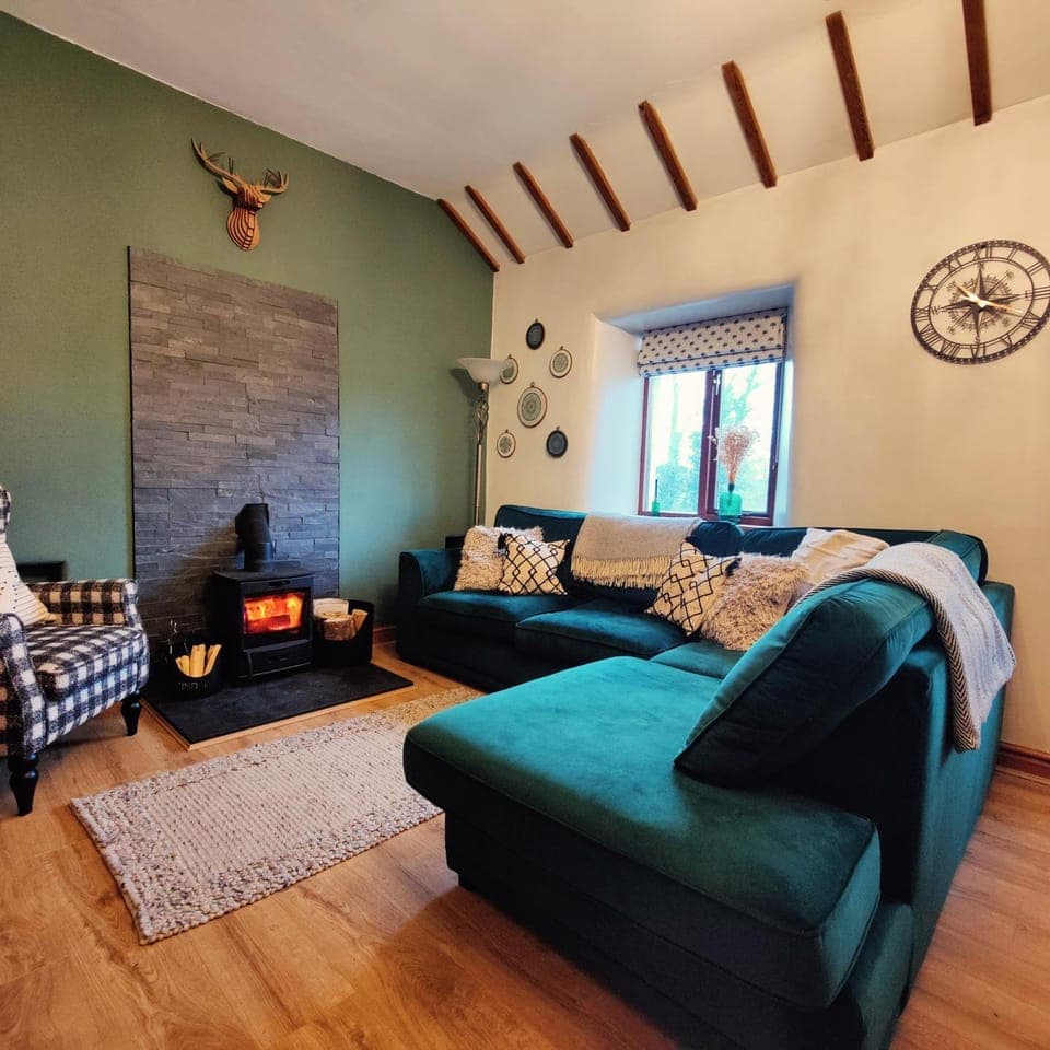 Living room, fireplace