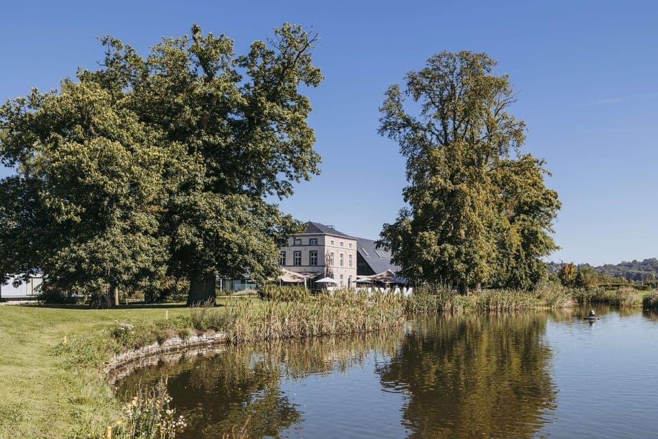 Property building, Natural landscape, Lake view
