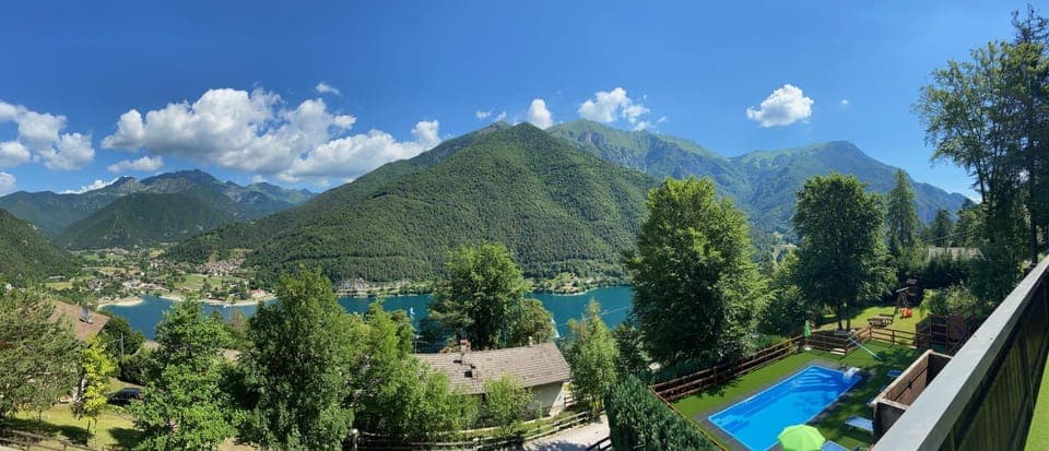 Mountain view, Pool view, Swimming pool