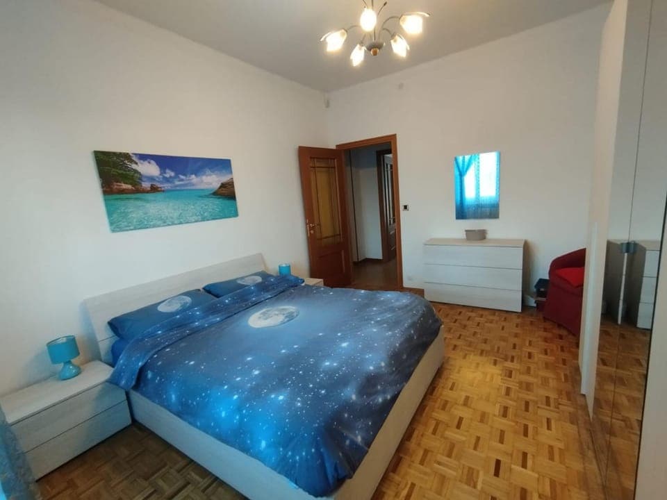 Living room, Bedroom