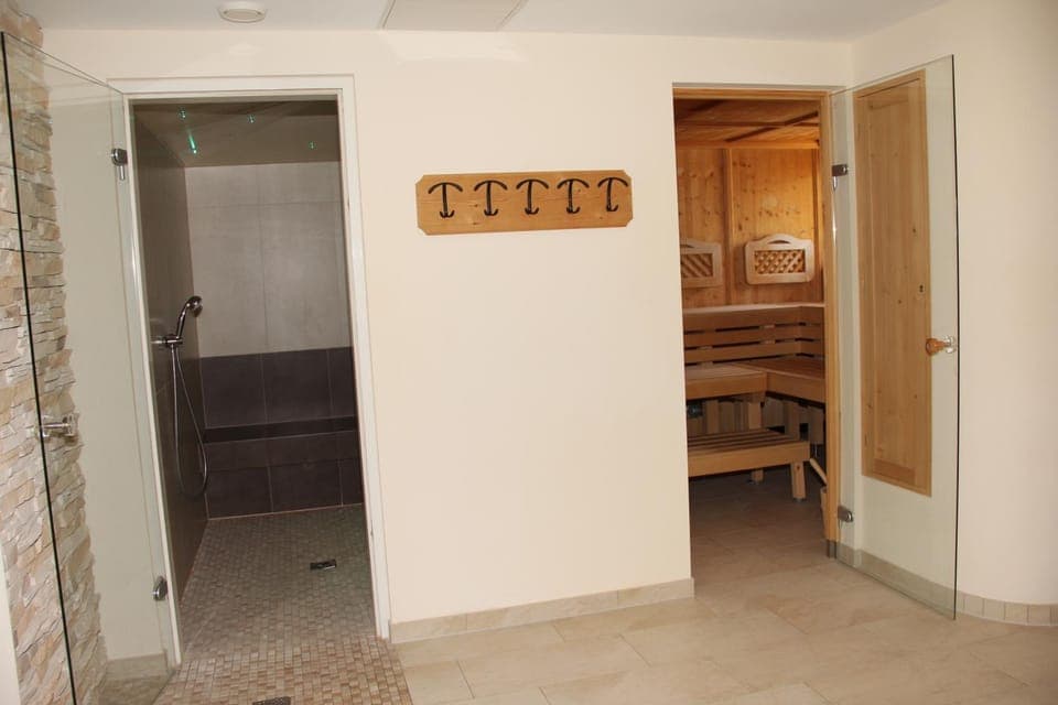 Sauna, Spa and wellness centre/facilities