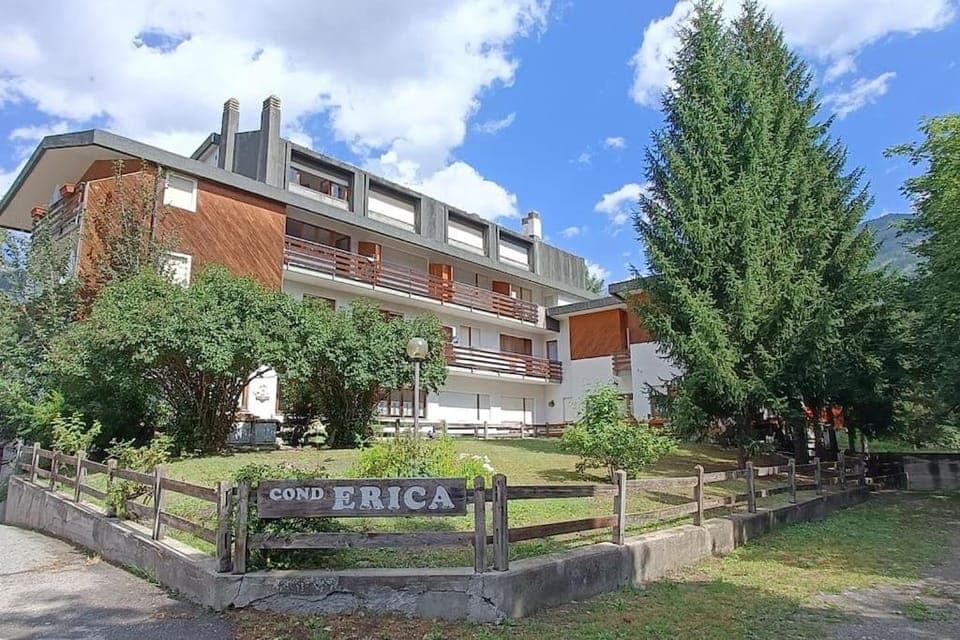 Property building, Natural landscape