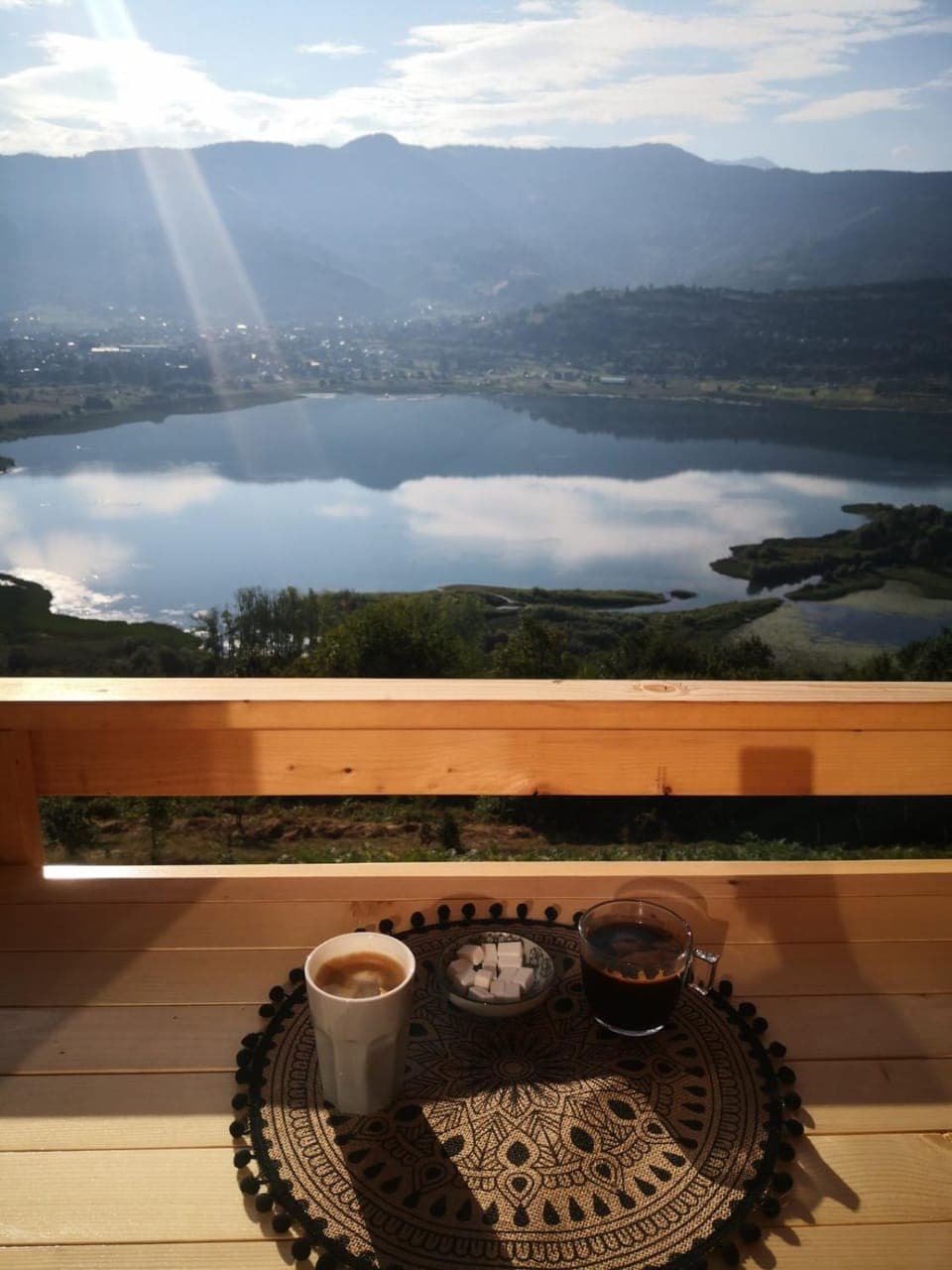 Day, Natural landscape, Coffee/tea facilities, Lake view
