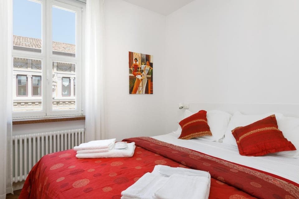 Bed, View (from property/room), Photo of the whole room, Bedroom, internet, towels