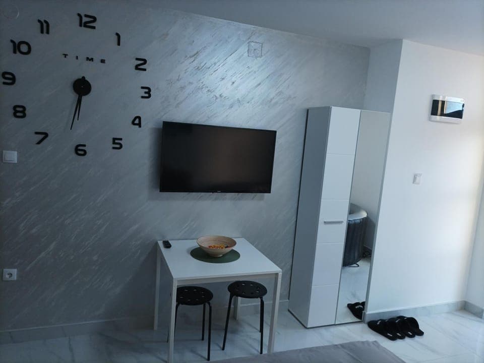 TV and multimedia, Dining area