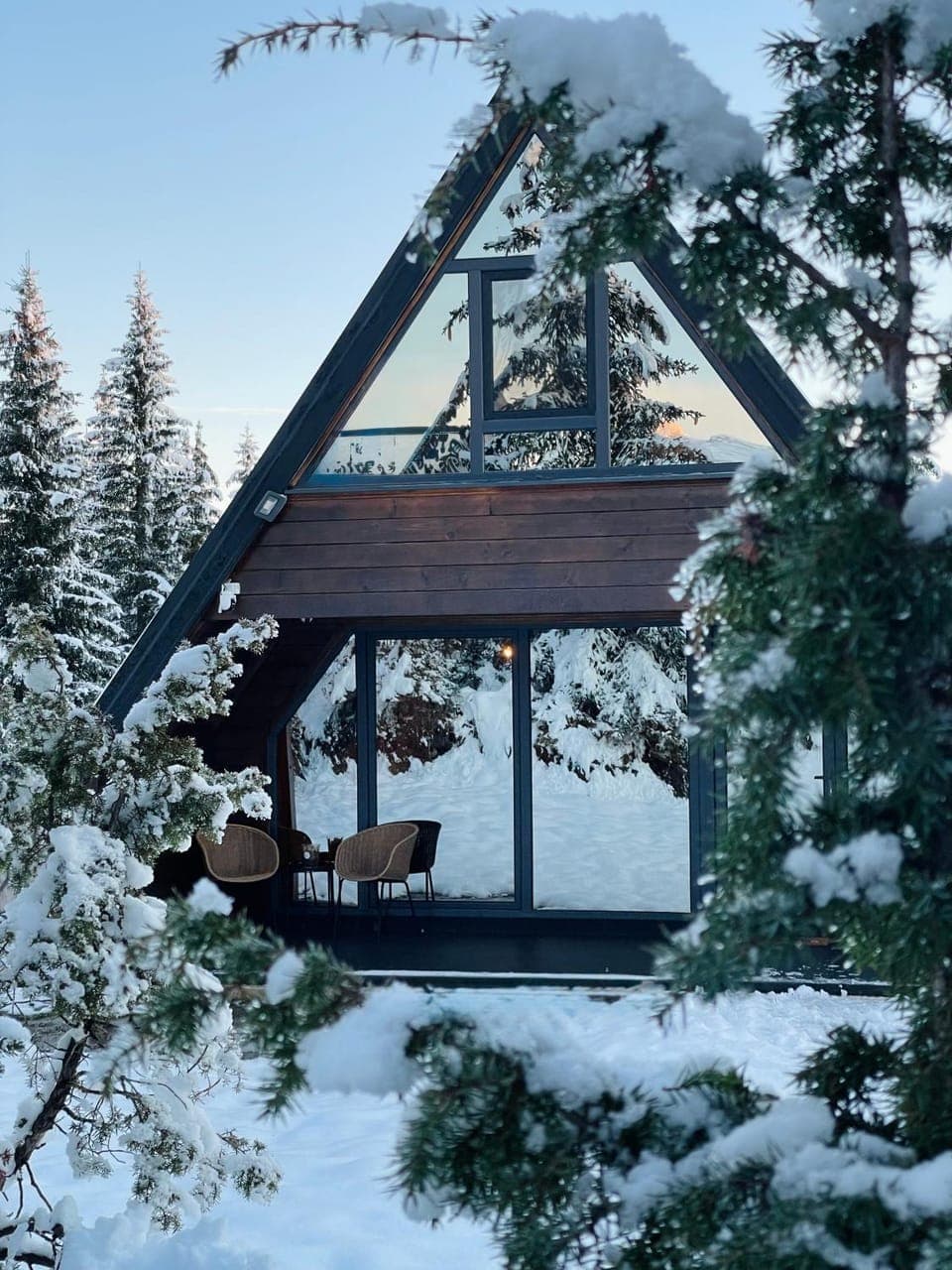 Property building, Natural landscape, Winter