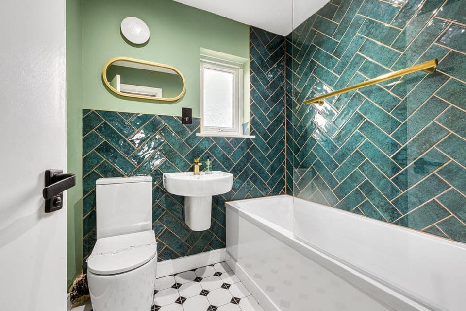 Toilet, Bathroom, Bath