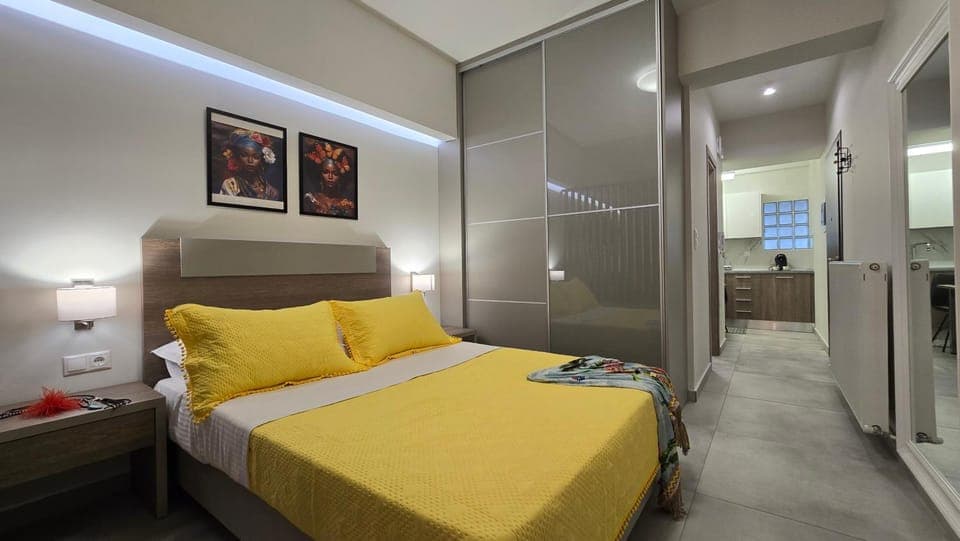 Bed, Photo of the whole room, Bedroom, wardrobe