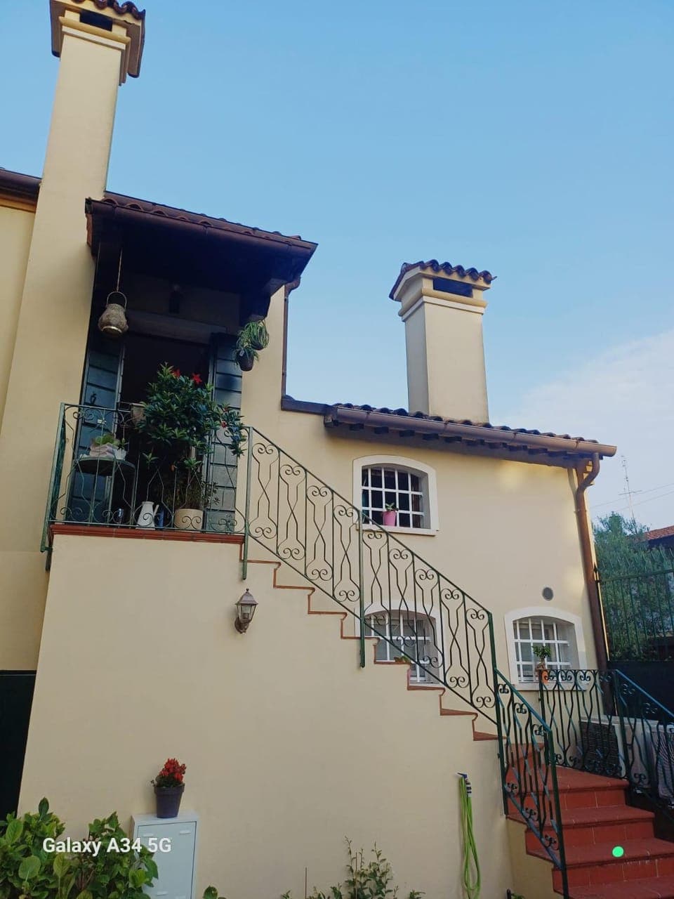 Property building, Balcony/Terrace