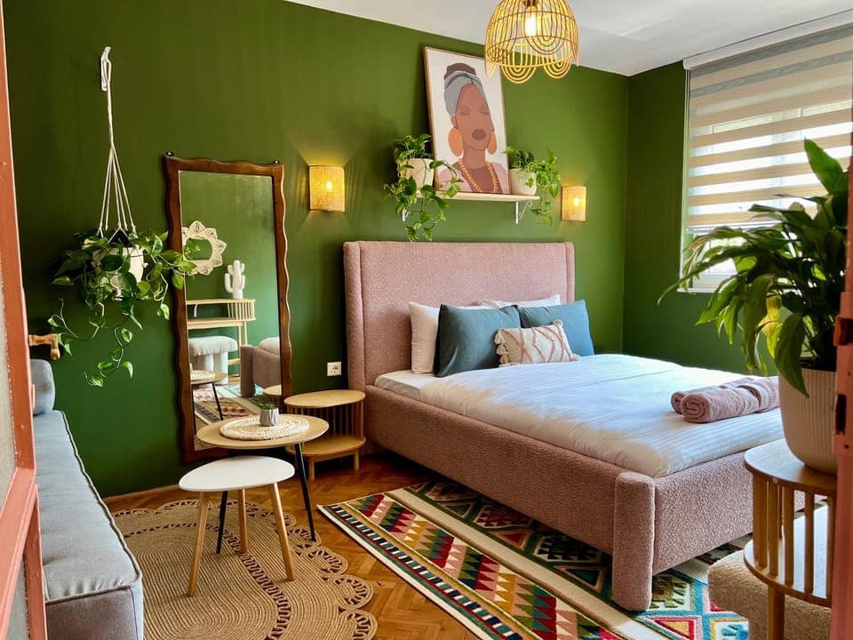 Bed, Photo of the whole room, Bedroom