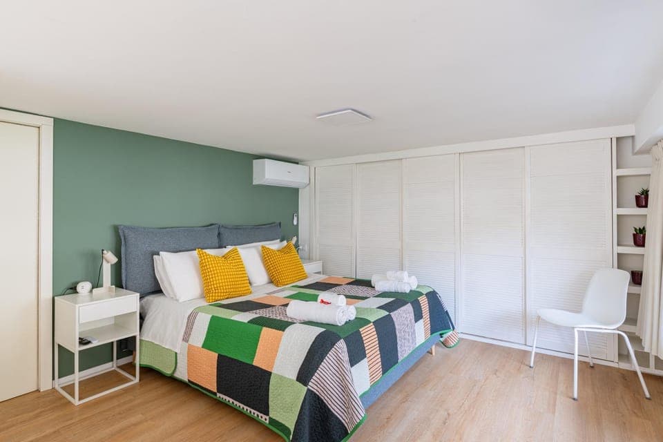 Bed, Floor plan, Bedroom, Family, flat iron, heating, internet, internet, locker, safe, towels, wardrobe, wedding, air conditioner, air conditioner