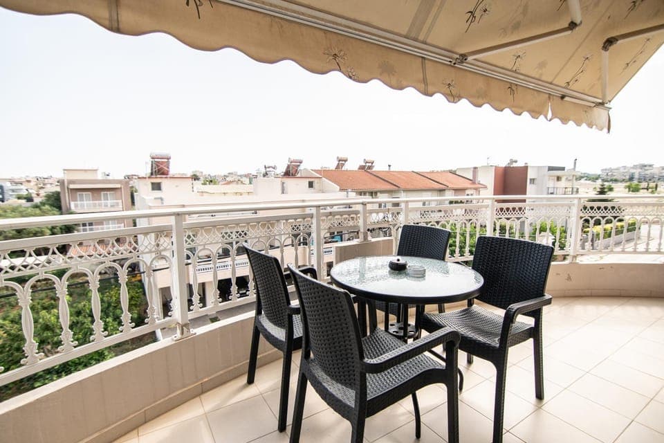 View (from property/room), Balcony/Terrace