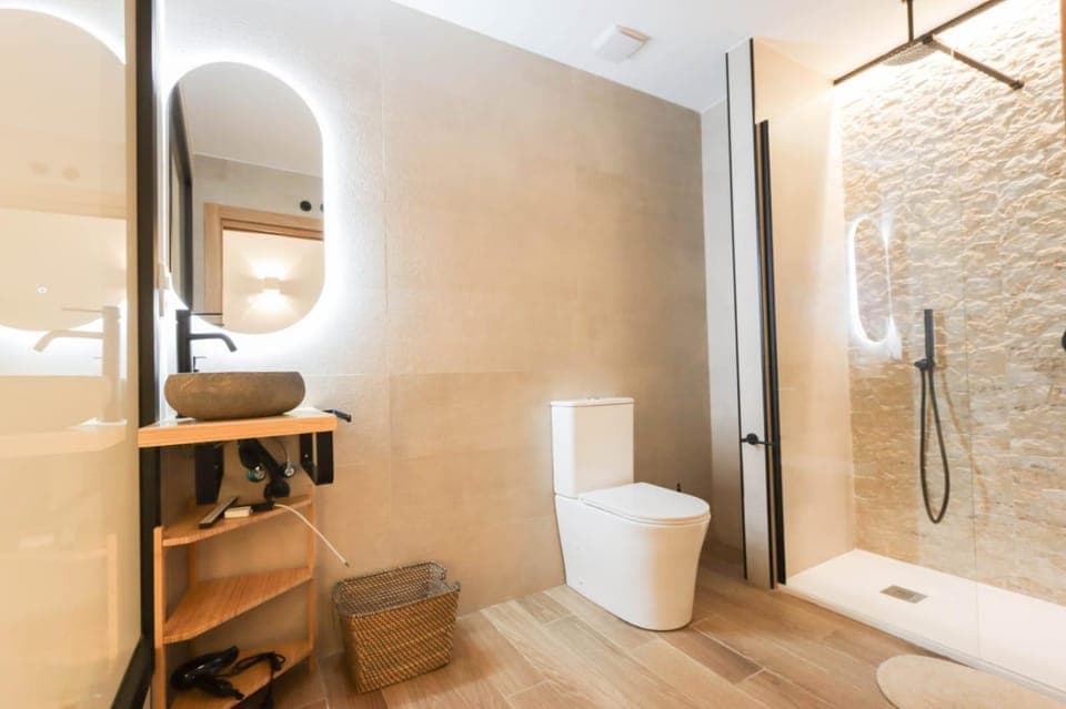 Shower, Bathroom