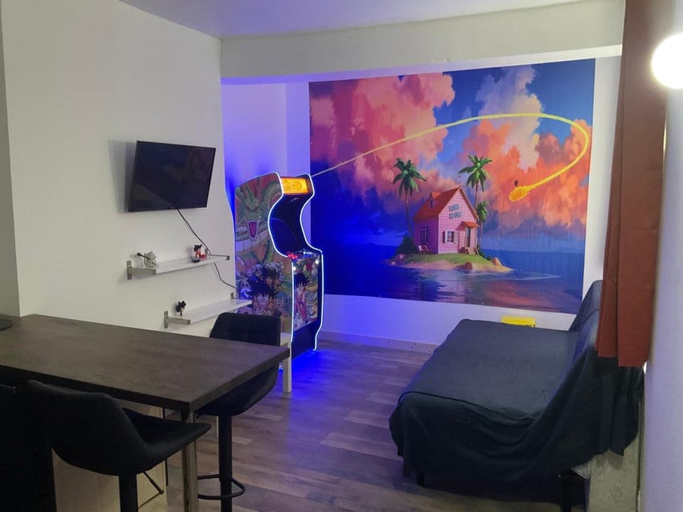 Communal lounge/ TV room, Living room