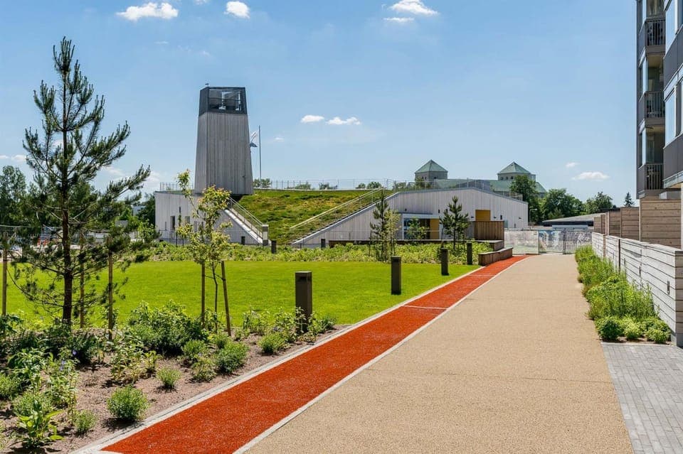 Facade/entrance, Natural landscape, Garden