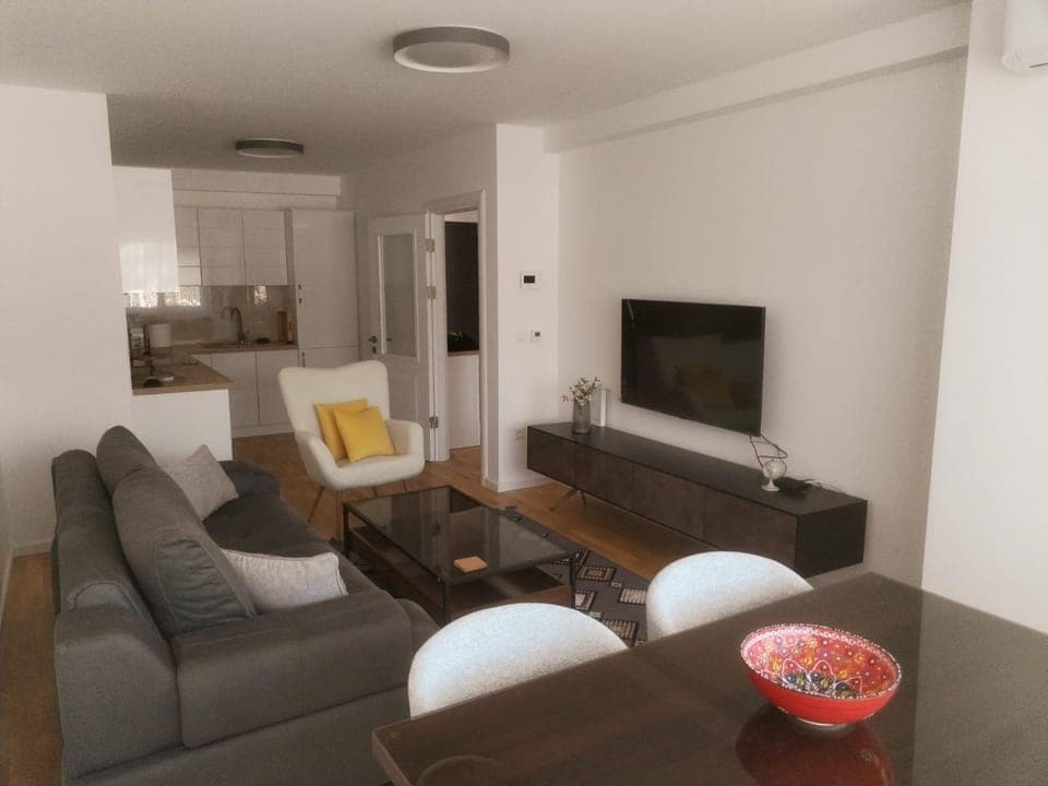 TV and multimedia, Living room, Seating area