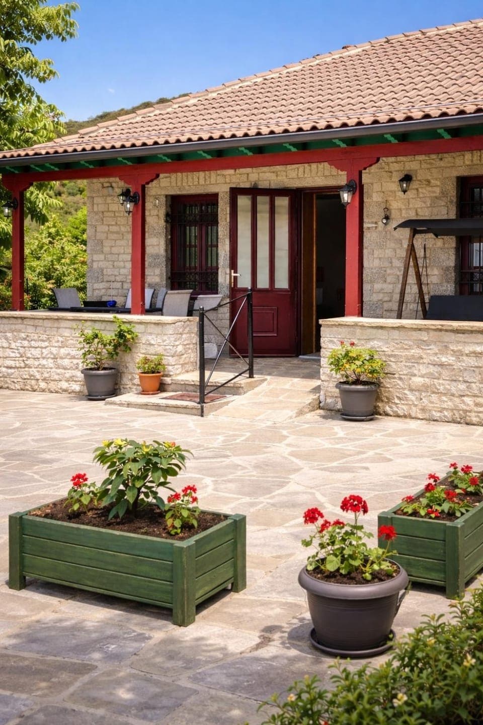 Property building, Facade/entrance, Spring, Day, Garden, Garden view