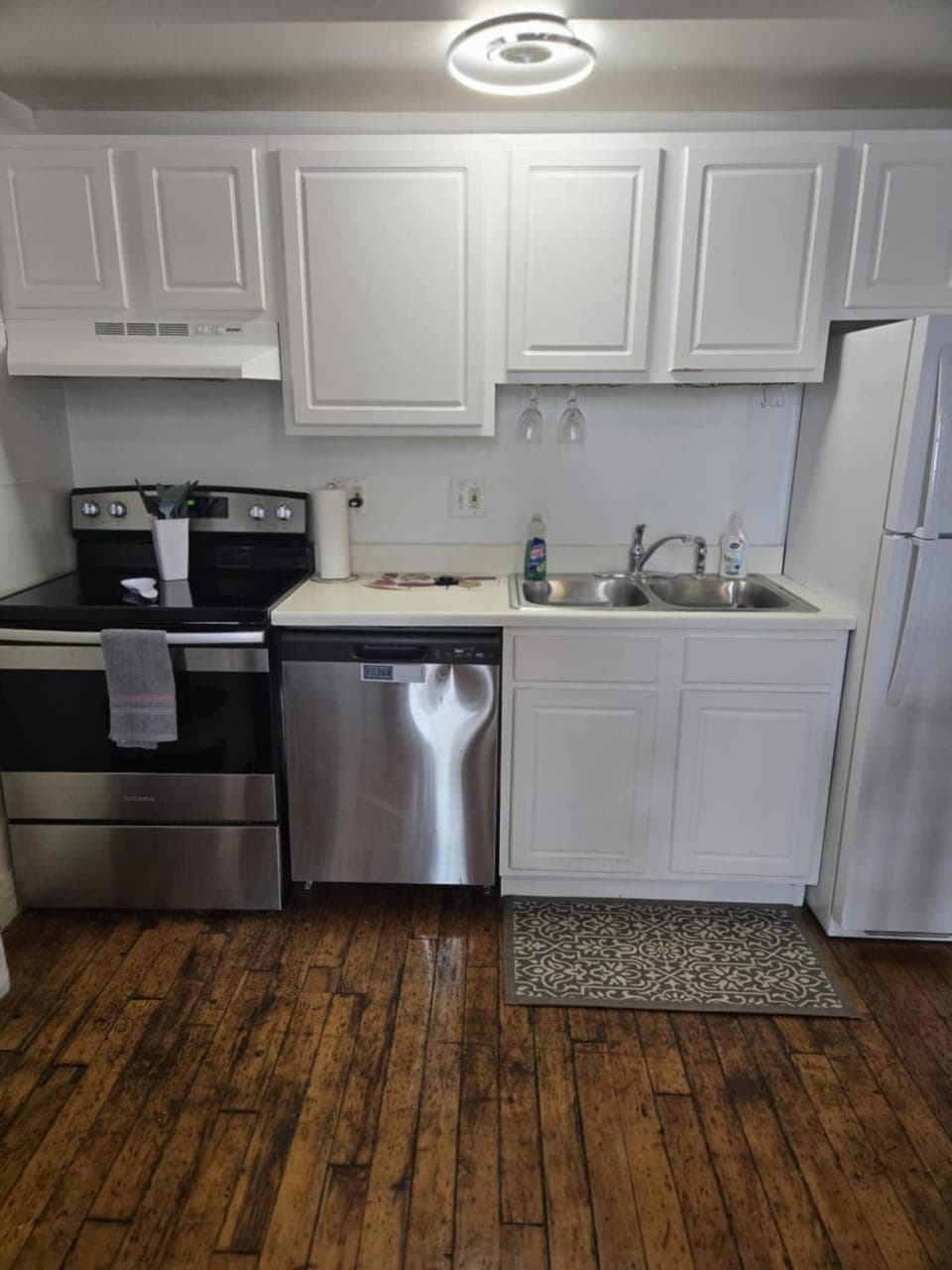 dishwasher, oven, stove, toaster, kitchen