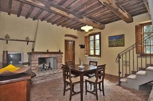 TV and multimedia, Living room, Seating area, fireplace