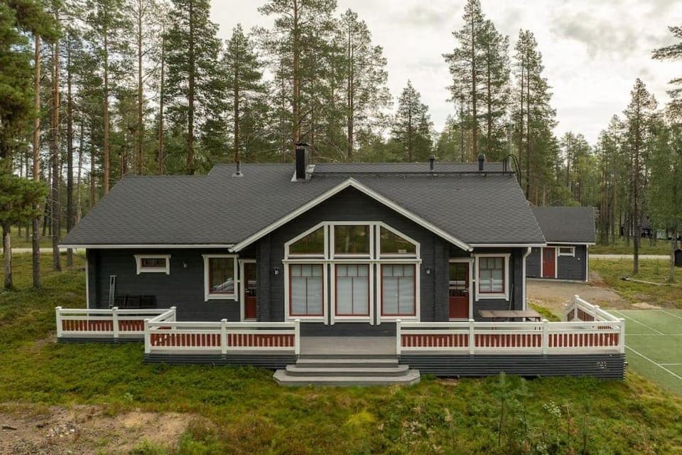 Property building, Day, Natural landscape