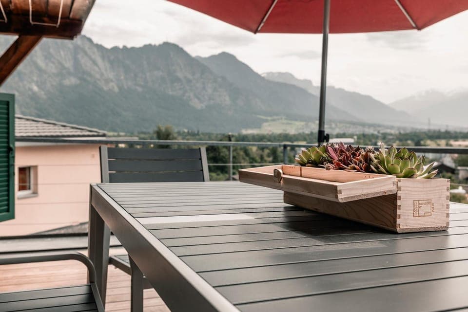 View (from property/room), Balcony/Terrace, Mountain view