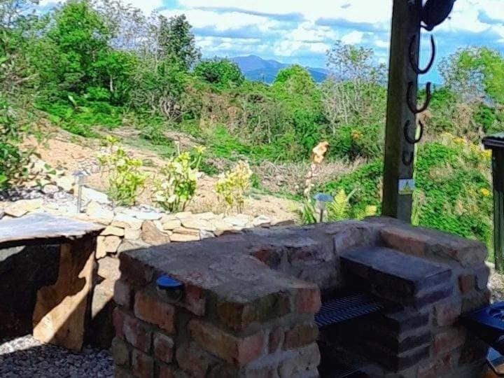 BBQ facilities, Kitchen or kitchenette