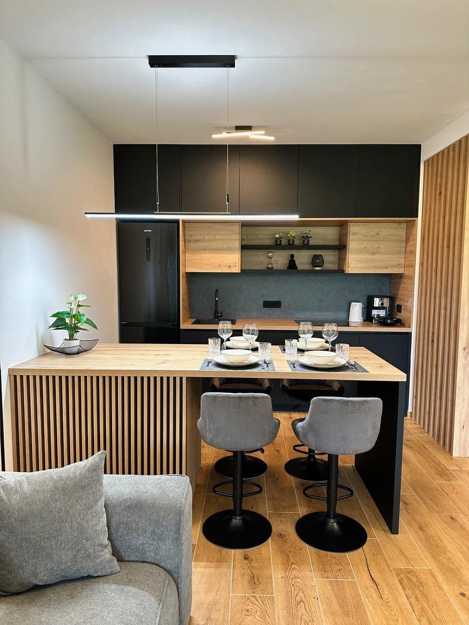 Dining area, kitchen