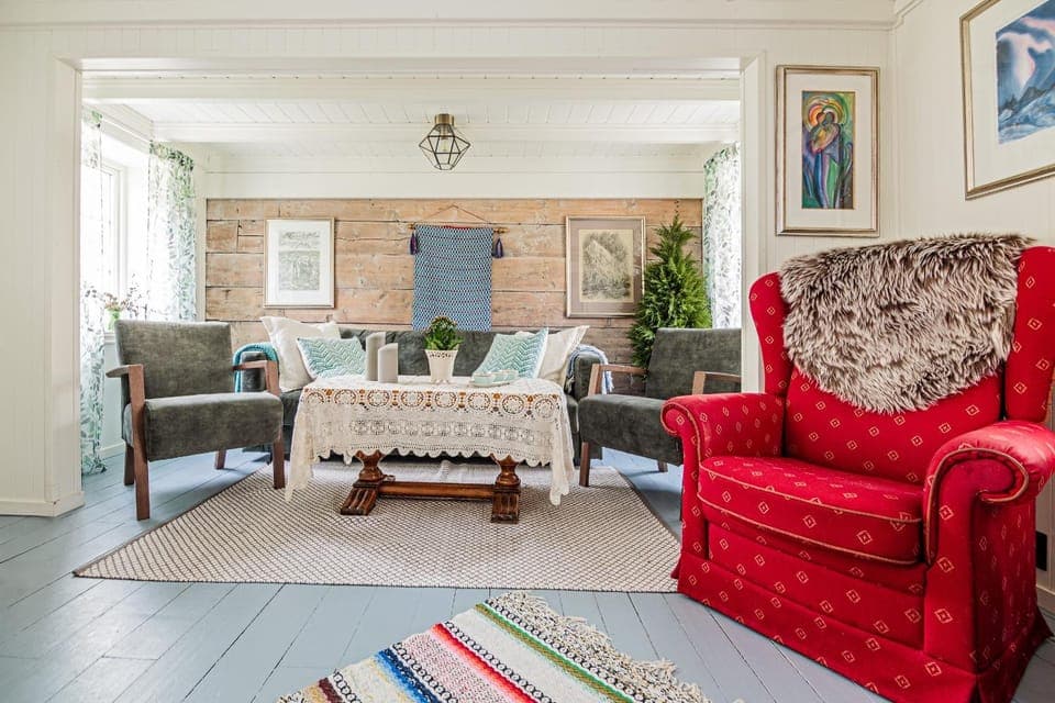 Living room, Seating area