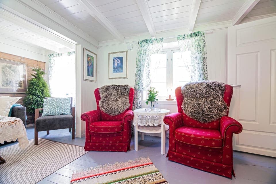 Living room, Seating area